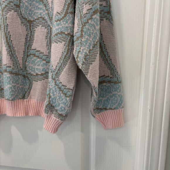 Vintage Pink and Blue Patterned Women's Sweater - Picture 3 of 7
